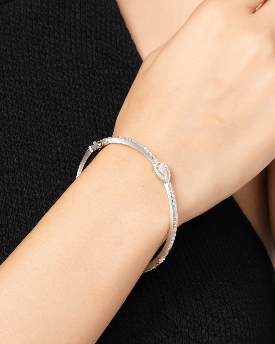 Pear Solitaire Diamond Bangle