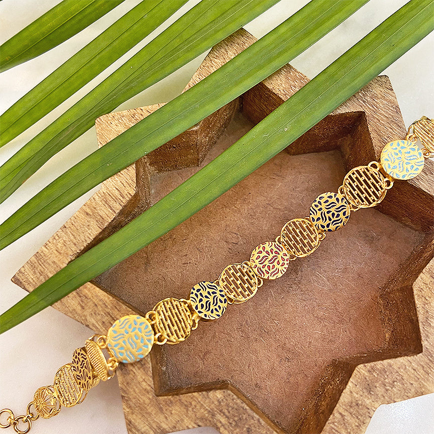 FILIGREE AND ENAMEL GOLD BRACELET