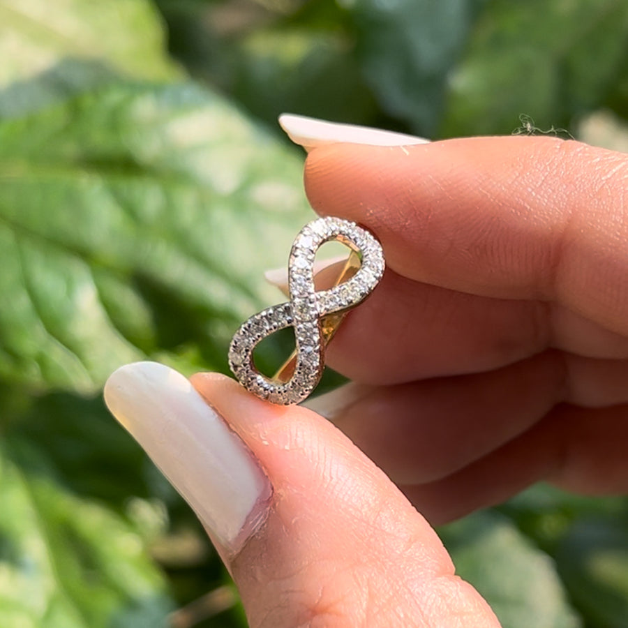Infinity Diamond Ring in 14KT Gold